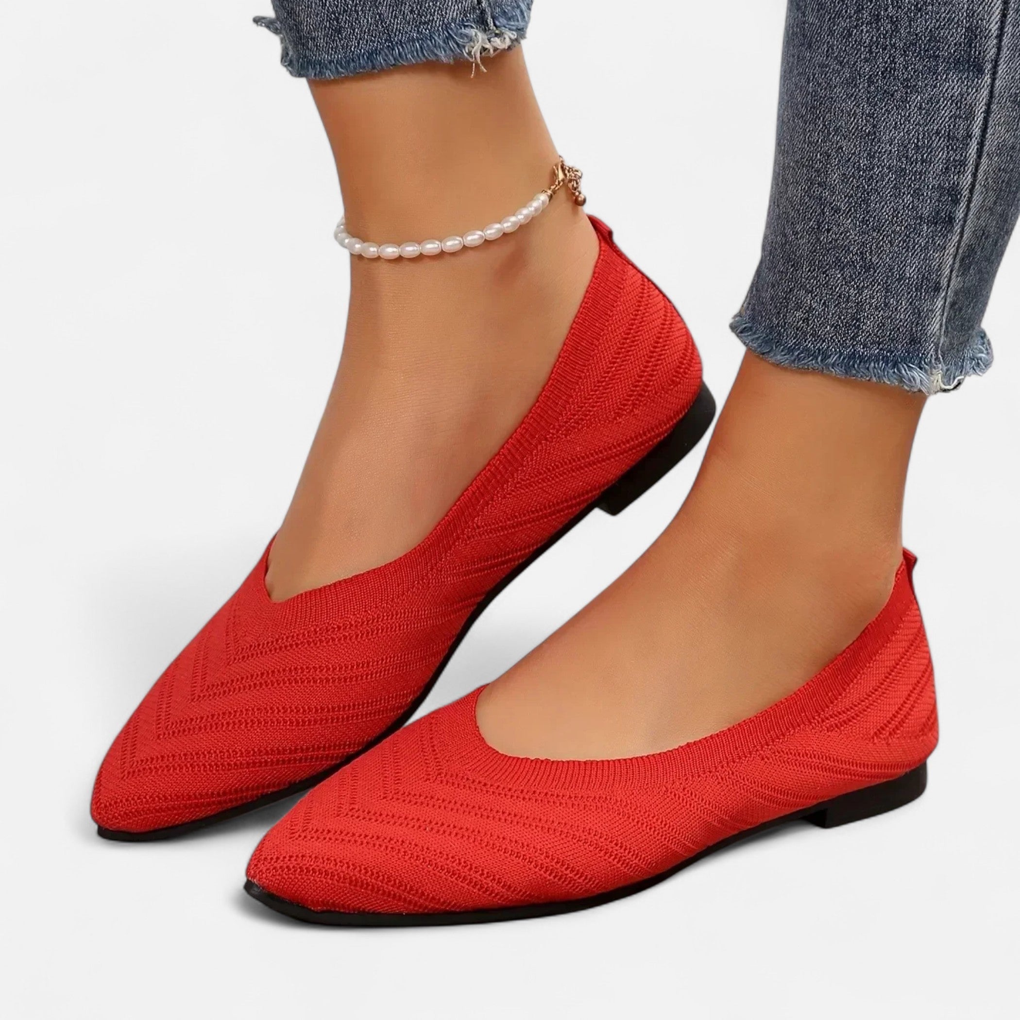 Lauwren | Woman's Elegant pointed toe ballerina's