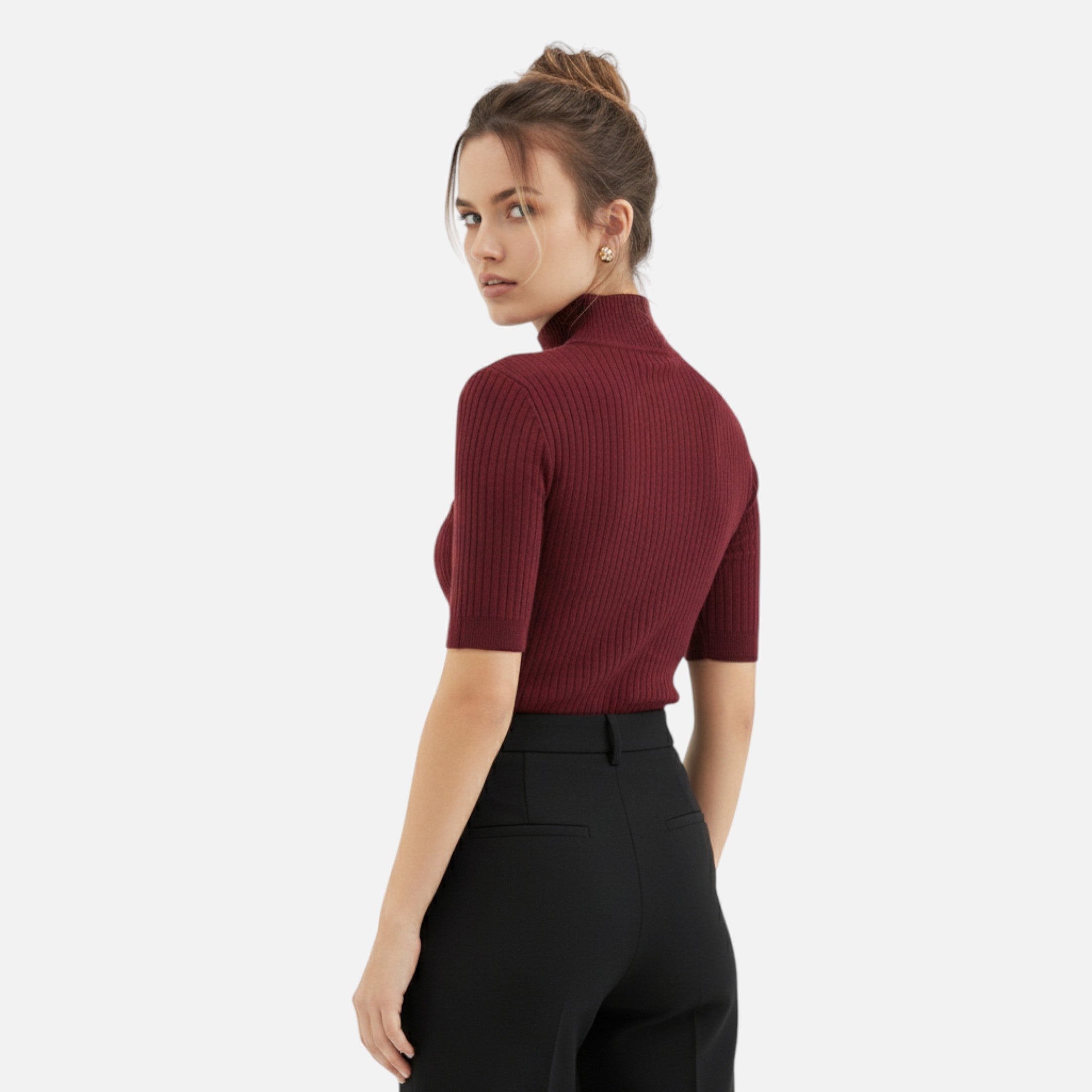 Lauwren | Women's Knitted High Neck Blouse