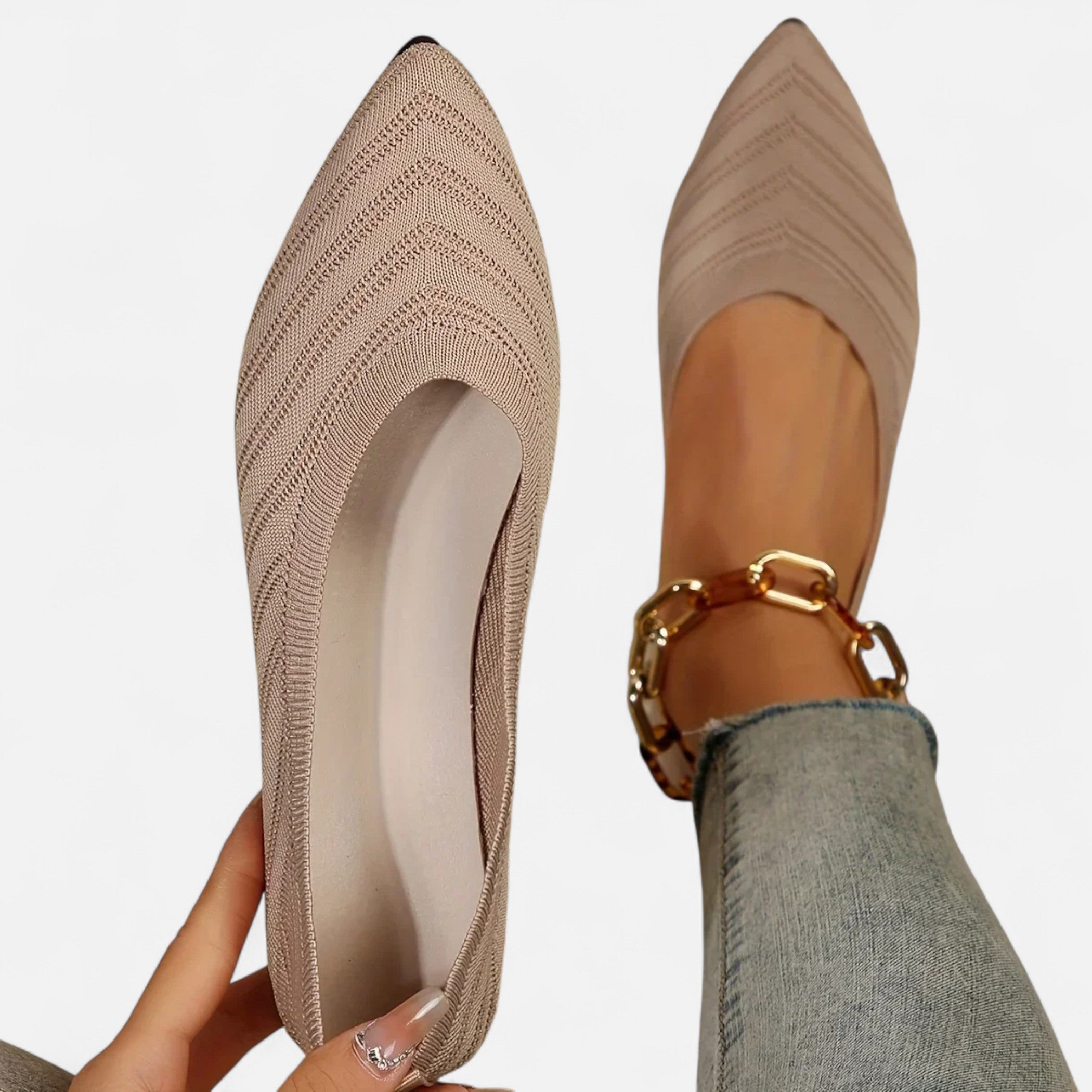 Lauwren | Woman's Elegant pointed toe ballerina's