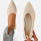 Lauwren | Woman's Elegant pointed toe ballerina's